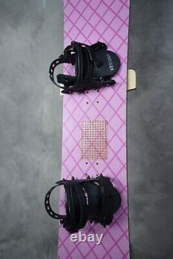5150 Women Snowboard Size 137 CM With Emery Small Bindings
