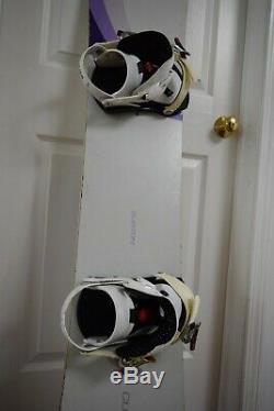 Burton Custom Snowboard Size 155 CM With Large Ride Bindings