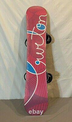 Burton Lux 43 143cm Women's Twin-Tip Snowboard withBurton Stiletto Bindings Large