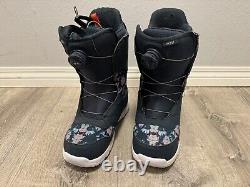 Burton Women's Mint Boa Snowboard Boots Floral Navy Blue Size 9 US / EUR 41