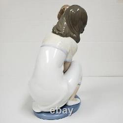 LLADRO 5989 A MOTHER'S TOUCH PORCELAIN FIGURINE Mint Condition No Box HTF