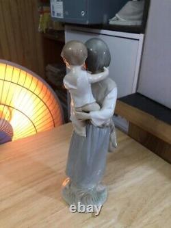 Lladro #4800 Gypsy with Brother mint retired $395 value