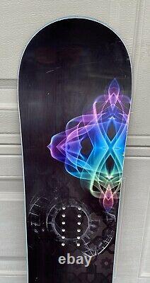NEVER SUMMER Infinity Womens Snowboard, Size 147 cm
