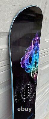 NEVER SUMMER Infinity Womens Snowboard, Size 147 cm