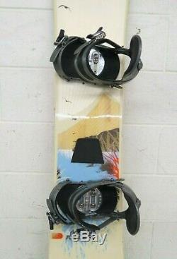RIDE Solace 146cm Twin-Tip All-Mountain Women's Snowboard withL-Series Bindings
