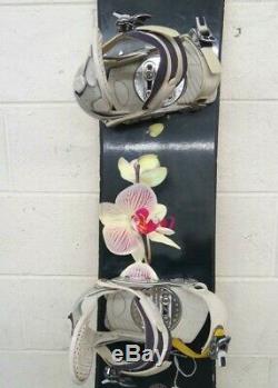 RIDE Solace 150cm Twin-Tip All-Mountain Women's Snowboard withRIDE VXN Bindings