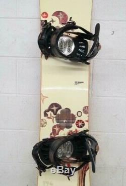 Rome Vinyl 146cm Twin-Tip All-Mountain Women's Snowboard withRIDE Sigma Bindings