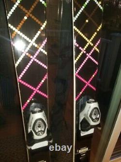Roxy Ladies 146 Cm Skis Paired WithRossignol Axium 90 Bindings EXTREMELY CLEAN