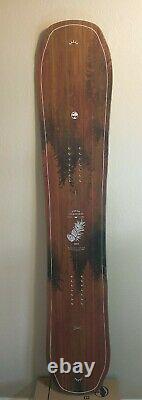 Women's Arbor Swoon Snowboard 147cm Camber Used Demo